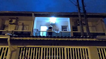 Preview 4 of Pascalsubslut Choked - Novinha Casada &eacute_ Flagrada Fodendo com o Amante na Varanda de Casa! (CAIU NA NET)