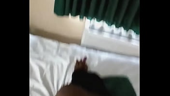 Preview 1 of Wifes Amatuer Online Off - Deep dicc in his wife&#039_s guts
