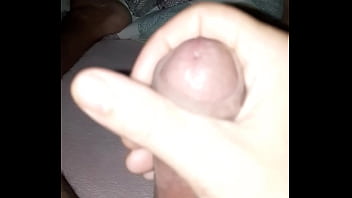 Preview 1 of Ngewe Sampai Bucat - Caresser sa queue remplie d&#039_huile dans la nuit