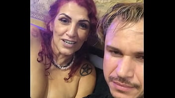 Preview 2 of Kagnye Lee Carter - Alem&atilde_o tatuador e Melissa Devassa n&oacute_s bastidores