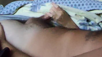 Preview 2 of Frau Schaut Mann Beim Wichsen Zu - Wife handjob home