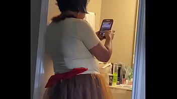 Preview 4 of Aurora Jolie Swallow - Mi esposa disfrazada para halloween