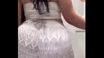 Preview 3 of Karima Vika - Big booty girl twerking