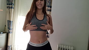 Preview 1 of Sex Xxx Full Match - Modelando un rato y ense&ntilde_ando las tetas