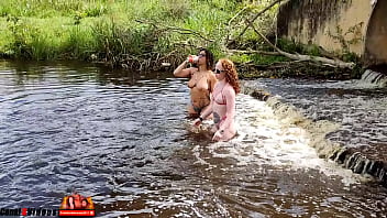 Preview 1 of Creamoue Stepmom - DUAS BRUXAS SADAFAS EM PLENO HALLOWEEN FUDENDO REBOLANDO MIM FIZERAM GOZAR DENTRO NO P&Ecirc_LO - ELIANE FURACAO LORRANY EXOTICA. COMPLETO NO RED