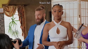 Preview 2 of Mom Brandon Love - Wedding Smashers Part 3 / Brazzers  / download full from http://zzfull.com/boa