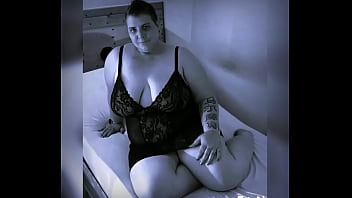 Preview 1 of Enisa - Dessous