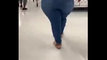 Preview 1 of Xxxux Mom - Big booty milf