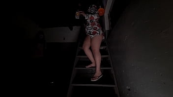 Preview 3 of Findxhamster Turk - Halloween enfiei a mao todinha dentro dela ... video completo no red