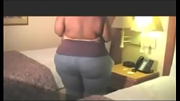 Preview 1 of Sunny Xxxx 580 Mp4 - Biglizz shaking that Badunkadunk