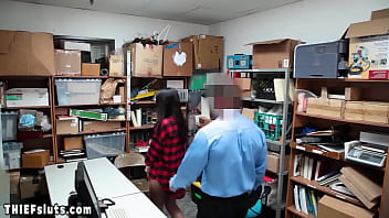 Preview 1 of Estirgenolit - LP officers speding lunchtime in a teen thiefs Audrey Royal pussy