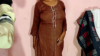 Preview 2 of Actor Sex Vido - Desi Bhabhi got Fucked by Dress Tailor after he Accidentally Touched her Pussy