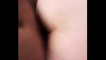 Preview 1 of Yougoslain Bad Girls - As&iacute_ se convence a una hembra