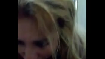 Preview 1 of August Ames And Toni Ribas - Brincando com a pica do corumbaense