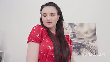 Preview 1 of Dwoble Sex - Russian Teen Elizabeth Fox Roughly Fucked for The First Time at Gonzo