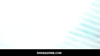 Preview 3 of Sandi Rio Dulce Guatemala - SisNeedsMe - Big ass latina Teen StepSister Valentina Jewels Fucked By Step Brother While On Phone