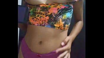 Preview 4 of Queensnake Com Tit Tacks 34 - V&iacute_deo de verificacao