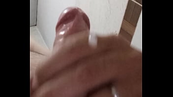 Preview 4 of Man Tied To Bed Blowjobed - Gosando leite quente