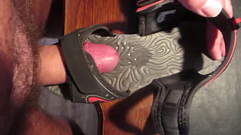 Preview 1 of Drunken Gayporno - Fucking Swimshoe with cumshot