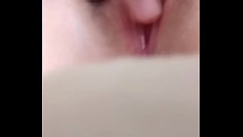 Preview 3 of Emma Heart Lesbian Action - 淫荡的小母 3