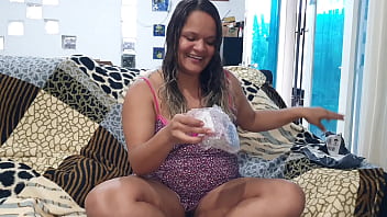 Preview 1 of Tamil Mallu Aunty Xxx - Viciada em foder com o cambio do carro !!! Acaba no hospital tendo que costurar a buceta !!! Paty Bumbum