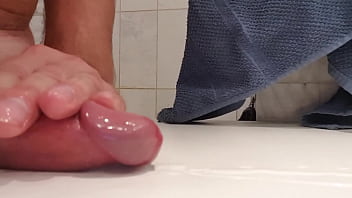 Preview 3 of God Naight Xxx Dad Bate - Sensitive oiled cumshot