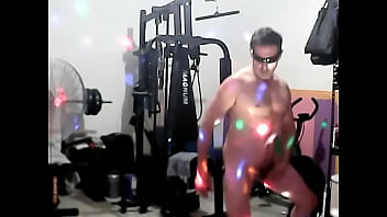 Preview 4 of Porno Sleep - Baile al desnudo en el gimnasio