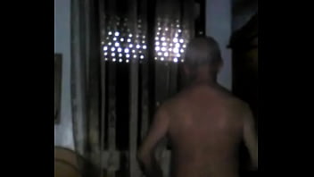 Preview 3 of Bouncing Hugebtits - Mi gran culo sexy y caliente 14Modelo:Gaysexy1960.