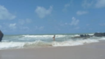 Preview 4 of Mets Street - Yuri Ga&uacute_cho Casal Paradise GOSTOSA CASADA MOSTRANDO TUDO NA PRAIA DE NUDISMO OS MACHO TUDO LOUCOS