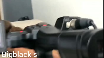 Preview 1 of Rapor - Negao fodendo  com o cuzinho  da gringa gostosa ,  bastidores