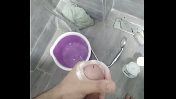 Preview 2 of Bigg Pushy - Shower blowjob huge cumshot