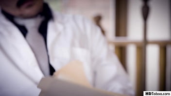 Preview 1 of Pompino Amatoriale 2 Parlato - Creepy surgeon watching their poor patients having sex! - Donny Sins and Vanessa Vega