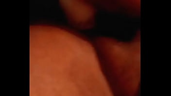 Preview 2 of Two Woman Fucks A Guy - Dandome placer un desodorante