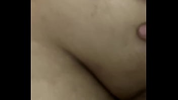Preview 4 of Brutal Gang Fuck - Comendo a mulher do corno e ele incentivando!