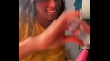 Preview 1 of Andi Show - Daje new butt plug