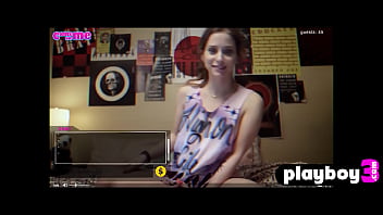 Preview 1 of Lily Cde - Cute babe with amazing boobs posed for a perverted guy in hot video chat