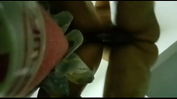 Preview 2 of Xnxx Karina Kif - Casada safada de quatro na cama do corno