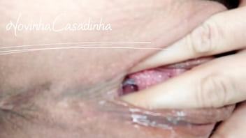 Preview 4 of Threesome Lesbian Shemale Jall - Molhadinha,  Pingando Melzinho.