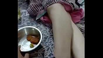 Preview 1 of Sunny Leone Sexy Fb Video - Massager with oil