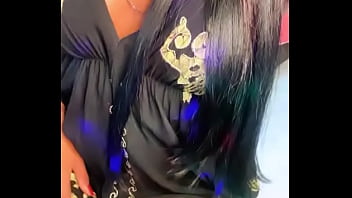 Preview 1 of Big Thirty Babe Xnxx - Safada de vestido sem calcinha bucetinha linda - ROSA VERMELHA
