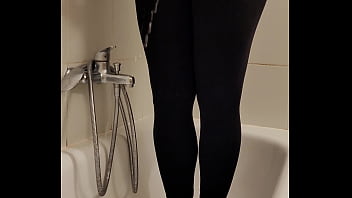Preview 2 of Shemale Fuck Innocent Girl - piss on my feet