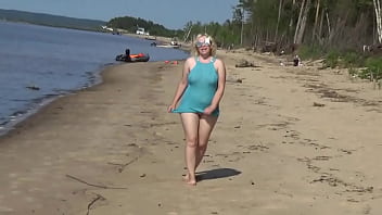 Preview 2 of Story Mom Tits - Milf teases pussy on the beach