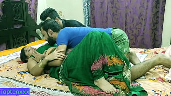 Preview 2 of Young Amature Nude Teen Selfie - Indian hot Milf aunty fucking with two !! Nokrani se love with dirty audio