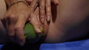 Preview 3 of Claudia De Guarulhos - cuCUMber fun