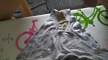 Preview 3 of Myhardxxx Asian - Corrida en bragas de mi vecina 36.1