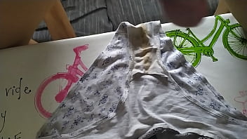 Preview 1 of Myhardxxx Asian - Corrida en bragas de mi vecina 36.1