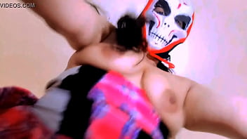 Preview 3 of Wife Cheating With Bbc Servant - halloween entre amigos espirituales :
