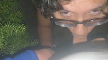 Preview 2 of Pov Oil7 - Pute travesti &eacute_tudiant suce un client dans la rue