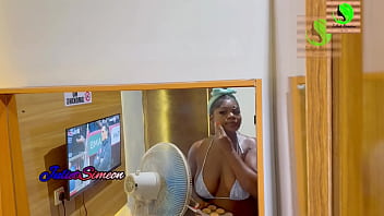 Preview 1 of Hd Xxxnnnnxxx - Slowly Cumming on my pussy drip out the juice cream out of me.