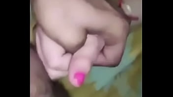 Preview 2 of Prom Gand - Threesome with delhi couples